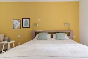 w Stylish 2BR Near Navigli City Landmarks