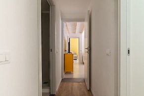 w Stylish 2BR Near Navigli City Landmarks