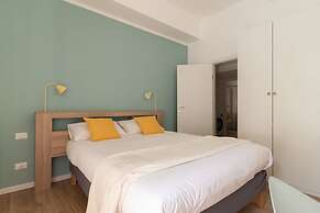w Stylish 2BR Near Navigli City Landmarks