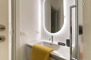 w Stylish 2BR Near Navigli City Landmarks