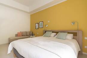 w Stylish 2BR Near Navigli City Landmarks