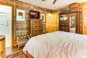 Screened Porch, Deck + Mtn Views: Andrews Retreat!