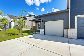2 Mi to Downtown Temple: Newly Built Townhome!