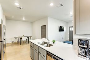 2 Mi to Downtown Temple: Newly Built Townhome!