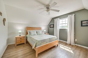 Pool, Lake Views, Dock & More: Mt Vernon Getaway