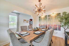Pool, Lake Views, Dock & More: Mt Vernon Getaway