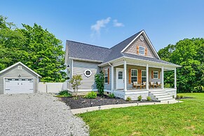 Pool, Lake Views, Dock & More: Mt Vernon Getaway