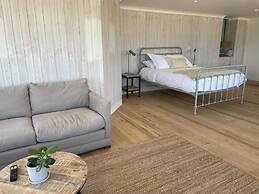 Scarinish Beach Hotel