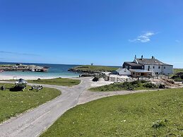 Scarinish Beach Hotel