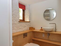 Dolphin Cottage