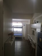 Studio Unit Around Recto U-belt