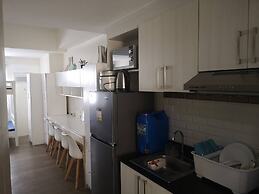 Studio Unit Around Recto U-belt