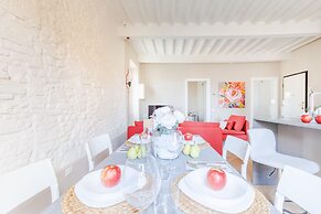 The White Lotus Penthouse