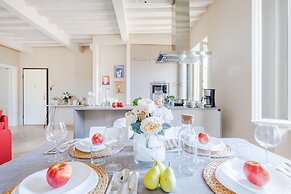The White Lotus Penthouse
