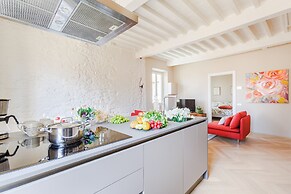 The White Lotus Penthouse