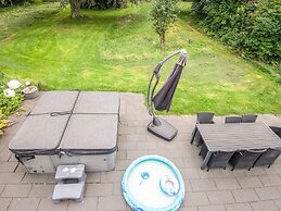 4 Star Holiday Home in Henne