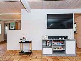 4 Star Holiday Home in Henne