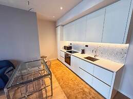 Qumi Porto Suites