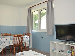 4 Rosecraddoc Lodge Holiday Bungalows