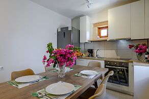 View Mare Maroulas Villa