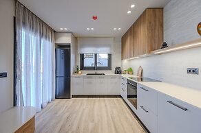 Nysa Luxury 2