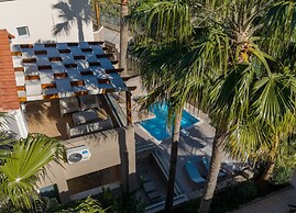 Foothills Turquoise Villa