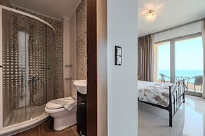 Artemis beachfront Villa