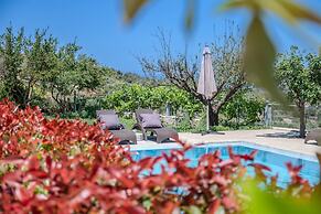 Arios Lux Villa