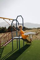 Artanish beach resort