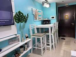 One Palm Tree Villas near NAIA 3