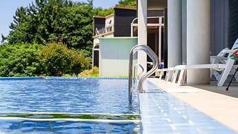 Suncheon The Sky Pool Villa
