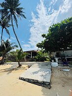 Beachfront Villa with Sunset