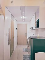 Modern Cozy Studio with Netflix