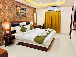 Hotel Golden Crystal