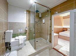 Thrive Hotel