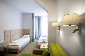 Moon ApartHotel