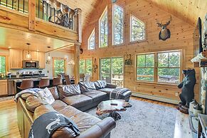 7 Mi to White Mountain NF - Woodsy Bethel Cabin!