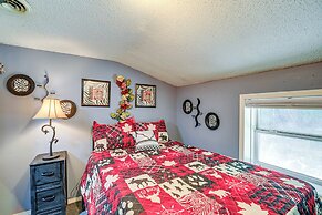 1 Mi to Hatfield-mccoy Trails: Apt in Matewan