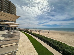2BR Iconic Oceanfront Escape