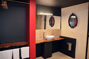 Le logis de l'abbaye de Saint Savin