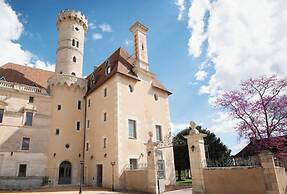 Le logis de l'abbaye de Saint Savin