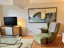 Charming Edinburgh Apartment Beside Edinburgh Castle