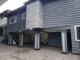 House 44