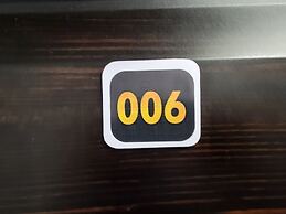 House 44
