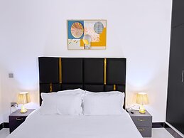 B&S Luxe Living