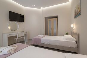 Sabbia Seafront Apartment 3 by Rentalspro
