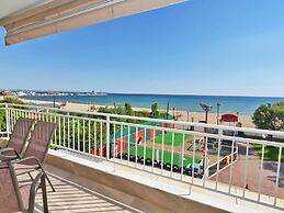Sabbia Seafront Apartment 3 by Rentalspro