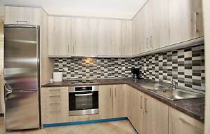 Marina Maisonette by Rentalspro