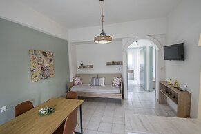 Forest View Apartment 1 by Rentalspro