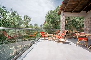 Themida Luxurious Accommodation - Nea Skioni